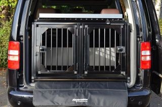 Farbige Pulverbeschichtung Ihrer bestellten Heyermann Aluminium Hundetransportbox