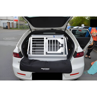&nbsp;

Alfa Romeo: Hundebox f&uuml;r den...
