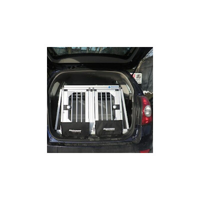 Hier finden Sie passende Hundetransportboxen...