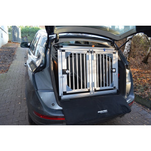 Hundebox/ Doppelbox für Audi Q5 8R und Audi Q5 F3 (Sonderbau 9)