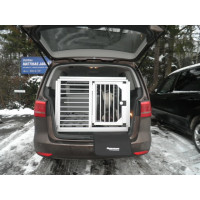 Hundebox/ Einzelbox für VW Touran 1 (5-Sitzer) mit variablen Ladeboden (Sonderbau 85)