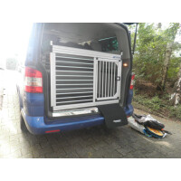 Individuelle Hundetranspotbox/ Einzelbox für VW T5 Bus Multivan (Individualbau 62)