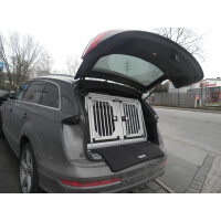 Hundebox/ Doppelbox für Audi Q7 (Sonderbau 116)