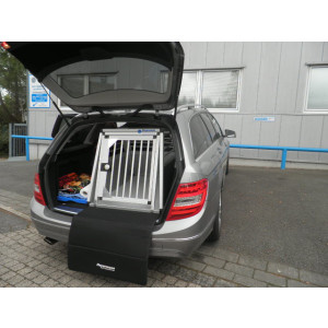 Hundebox/ Einzelbox f&uuml;r Mercedes C-Klasse S204...