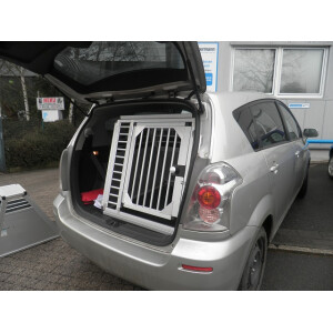 Hundebox/ Einzelbox für Toyota Corolla Verso Typ ZER/ZZE (Sonderbau 217)