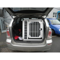 Hundebox/ Einzelbox für Toyota Corolla Verso Typ ZER/ZZE (Sonderbau 217)