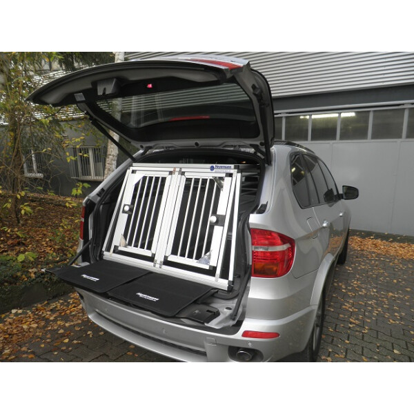 Hundebox/ Doppelbox für BMW X5 E70 (Sonderbau 137)