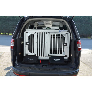 Individuelle Hundetransportbox/ Doppelbox für Ford...