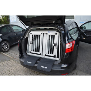 Individuelle Hundetransportbox/ Doppelbox für Ford...