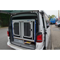 Individuelle Hundetransportbox/ Doppelbox für VW T5 Bus California (Individualbau 12)