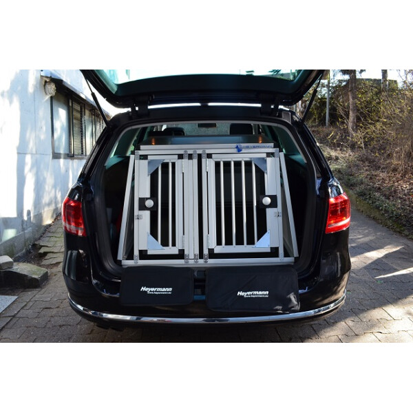 Individuelle Hundetransportbox/ Doppelbox für VW Passat Variant B7 (Individualbau 19)
