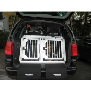 Individuelle Hundetransportbox/ Doppelbox für VW Sharan 1 (Individualbau 21)