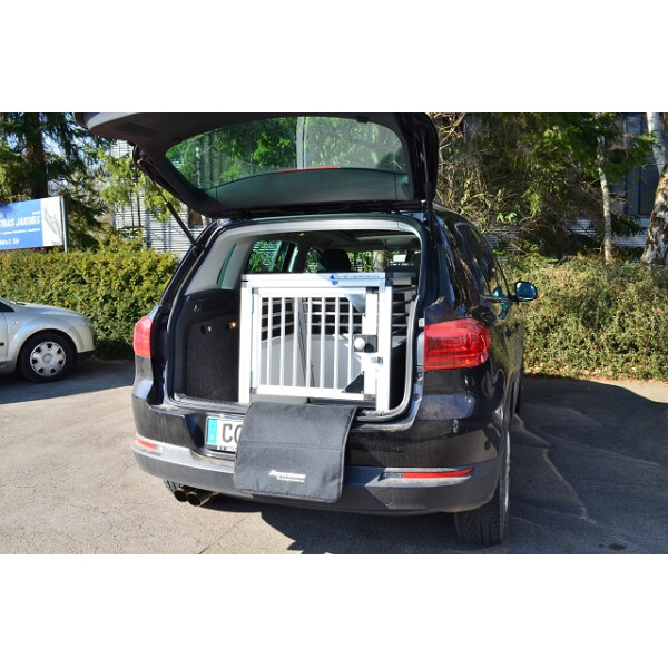 Hundebox/ Einzelbox für VW Tiguan ohne variablen Ladeboden (Sonderbau 166)