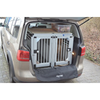 Hundebox/ Doppelbox für VW Touran 1 (5-Sitzer) ohne variablen Ladeboden (Sonderbau 172)