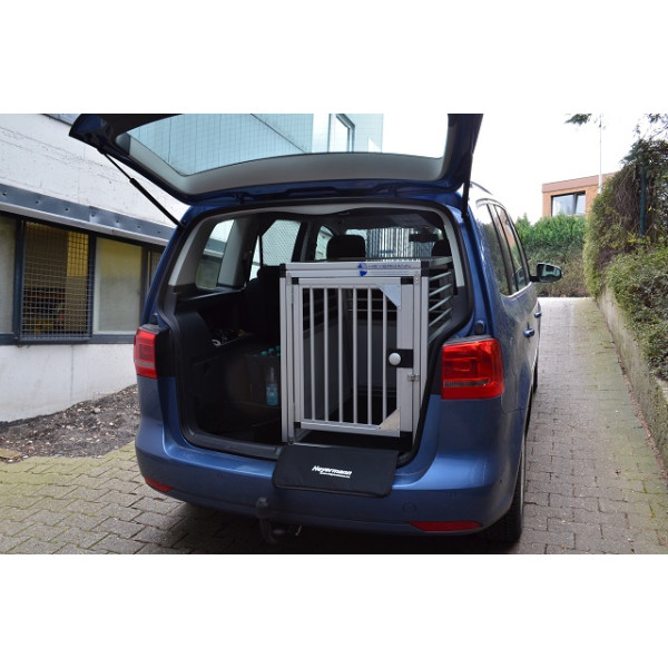 Hundebox/ Einzelbox für VW Touran 1 (5-Sitzer) ohne variablen Ladeboden (Sonderbau 173)