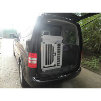 Individuelle Hundetransportbox/ Einzelbox für VW Caddy Life / Kombi (Individualbau 26)