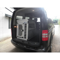 Individuelle Hundetransportbox/ Einzelbox für VW Caddy Life / Kombi (Individualbau 26)