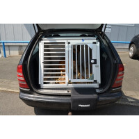 Individuele Hundebox/ Einzelbox für Mercedes C-Klasse S203 (Individualbau 32)