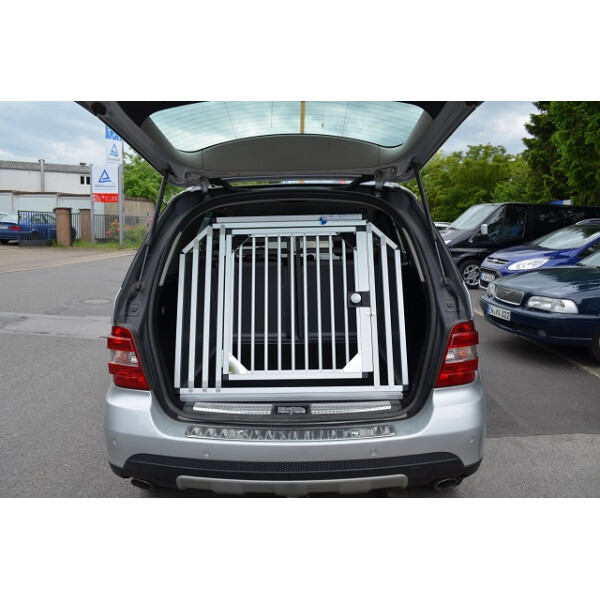 Hundebox/ Einzelbox für Mercedes M-Klasse W163 (Sonderbau 188)