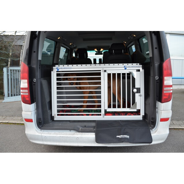 Individuelle Hundebox/ Einzelbox für Mercedes Viano (Individualbau 37)