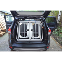Individuelle Hundetransportbox/ Doppelbox für Ford Kuga 2. Generation (Individualbau 43)