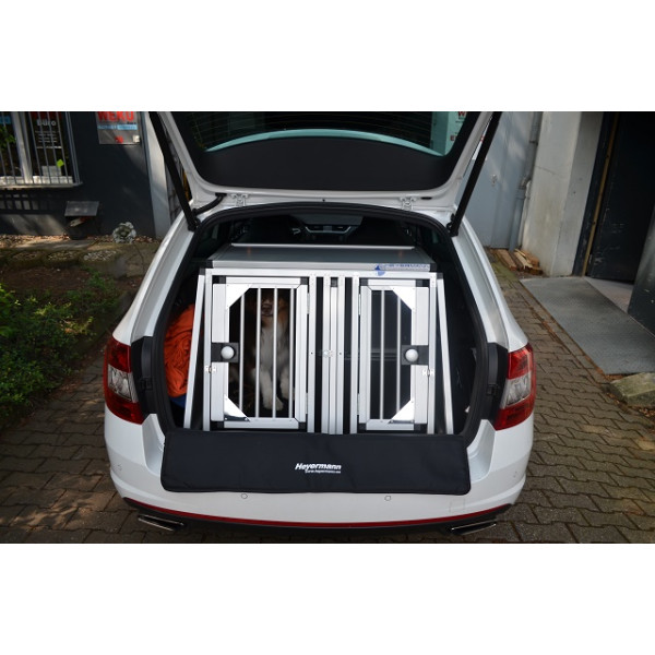 Individuelle Hundetransportbox/ Doppelbox für Skoda Octavia 3 Combi ohne variablen Ladeboden (Individualbau 45)