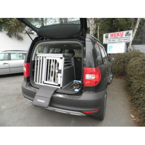 Hundetransportbox/ Einzelbox für Skoda Yeti mit variablen Ladeboden (Sonderbau 207)