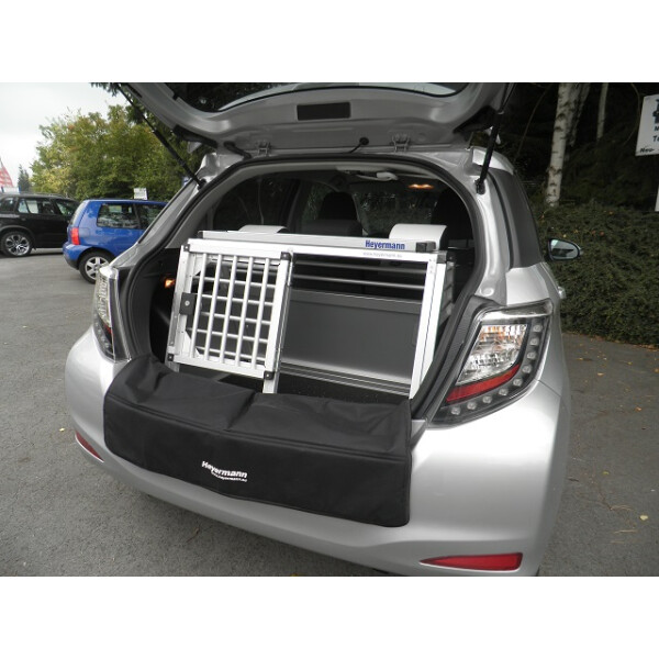 Hundebox/ Einzelbox für Toyota Yaris XP13 (Sonderbau 223