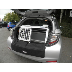 Hundebox/ Einzelbox für Toyota Yaris XP13 (Sonderbau...