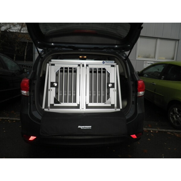 Hundebox/ Doppelbox für Kia Carens 4. Generation (Sonderbau 238)
