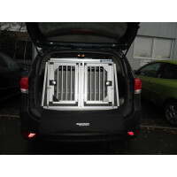 Hundebox/ Doppelbox für Kia Carens 4. Generation (Sonderbau 238)