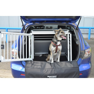 Hundebox/ Einzelbox für Mazda 3 Typ BL (Sonderbau 241)
