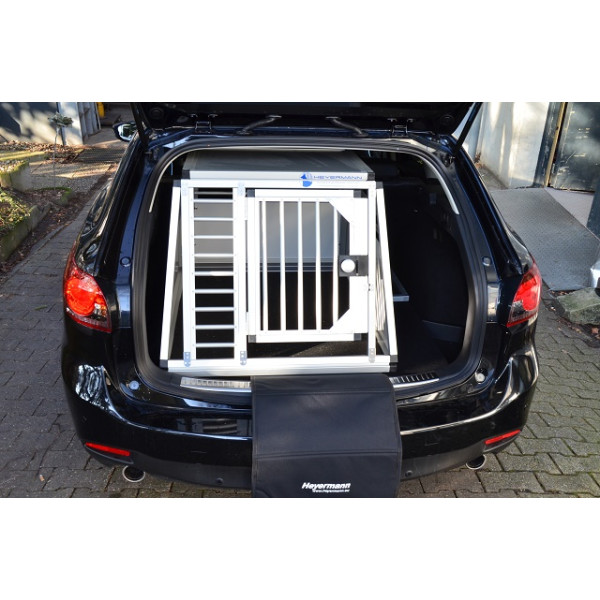 Hundebox/ Einzelbox für Mazda 6 Typ GJ Sportkombi (Sonderbau 245)