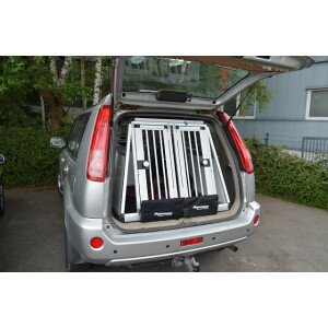 Hundebox/ Doppelbox für Nissan X-Trail T30 (Sonderbau 255)