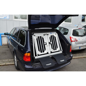 Hundebox/ Doppelbox für BMW 5er Touring E39 mit...