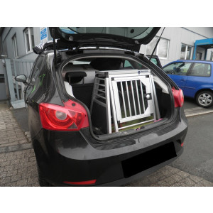 Hundebox /Einzelbox für Seat Ibiza 6J (Sonderbau 300)