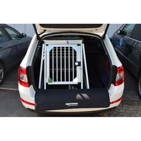Hundebox/ Einzelbox für Skoda Octavia 3 Combi ohne variablen Ladeboden (Sonderbau 305)