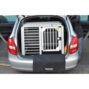 Individuelle Hundetransportbox/ Einzelbox für Skoda...