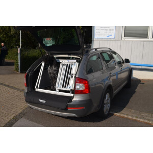 Individuelle Hundetransportbox/ Doppelbox für Skoda Octavia 3 Combi mit variablen Ladeboden (Individualbau 55)