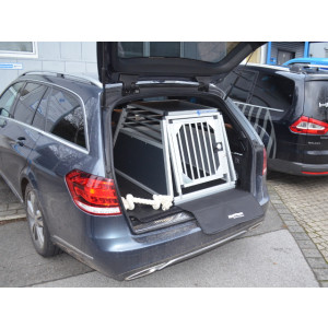 Hundebox/ Einzelbox für Mercedes E-Klasse S212 (Sonderbau 316)