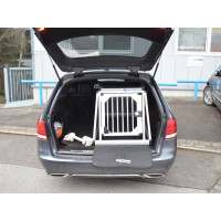 Hundebox/ Einzelbox für Mercedes E-Klasse S212 (Sonderbau 316)