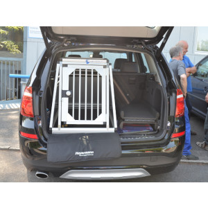 Hundebox/ Einzelbox f&uuml;r BMW X3 F25 (Sonderbau 324)