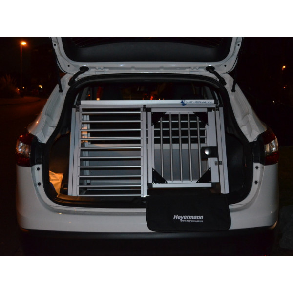 Hundebox/ Einzelbox für Nissan Qashqai J11 (Sonderbau 328)