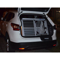 Hundebox/ Einzelbox für Nissan Qashqai J11 (Sonderbau 328)