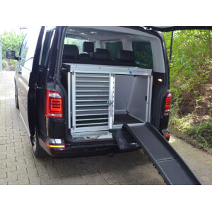 Individuelle Hundetranspotbox/ Einzelbox für VW T5 Bus Multivan (Individualbau 68)