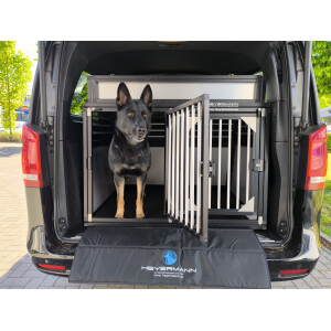 Doppel-Hundebox, maßgeschneidert für die Mercedes V-Klasse (W447) – Maximale Sicherheit und Bequemlichkeit