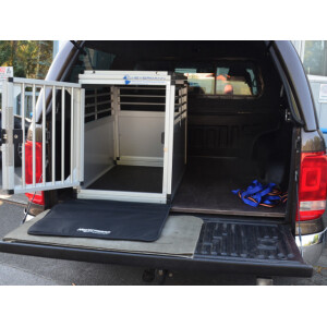 Individuelle Hundetransportbox/ Einzelbox für VW Amarok (Individualbau 72)