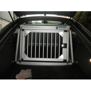 Hundebox/ Einzelbox für Audi TT 8J (Sonderbau 132)