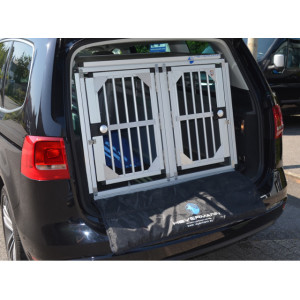 Hundetransportbox/ Doppelbox (Sonderbau 389) für VW Sharan 2. Generation 7-Sitzer