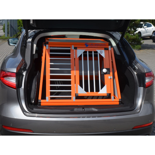 Hundetransportbox/ Einzelbox für Maserati Levante (Sonderbau 390)